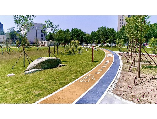 云南铁路边坡绿化工程施工